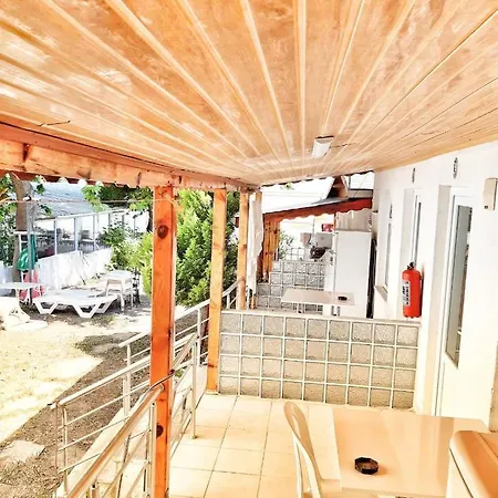 Апарт-отель Aqua Beach Apart Karsiyaka (Balikesir)